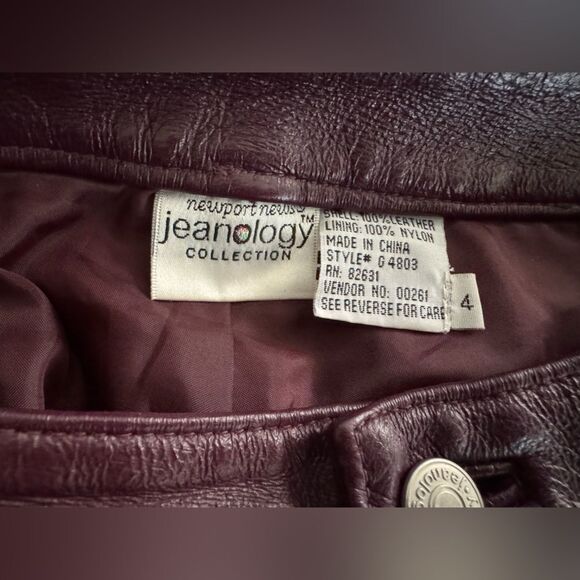 VTG Jeanology Newport News Deep Burgundy Plum Leather Jeans Size 4 - Picture 14 of 15